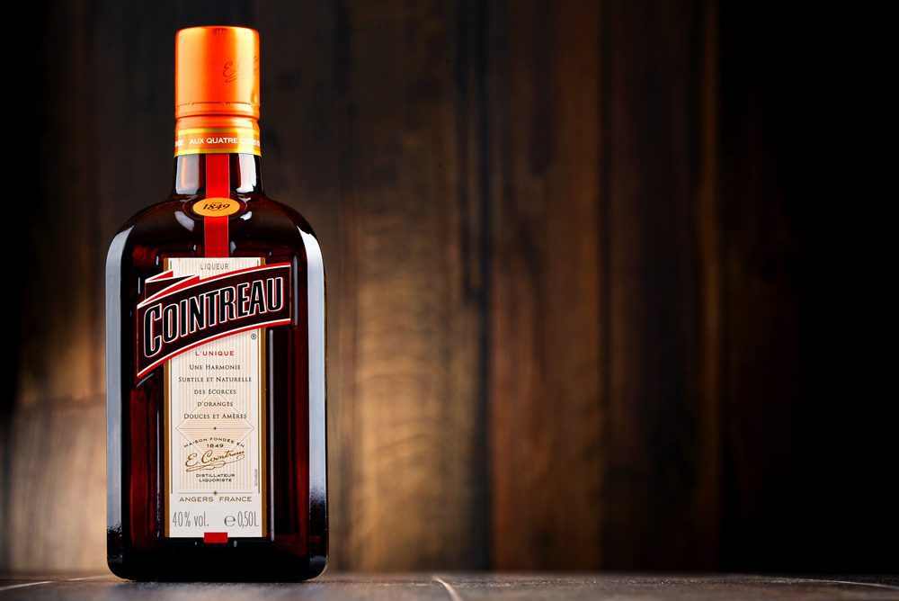 最好的cointreau替代品？我们的前三名（Cointreau vs Grand Marnier）